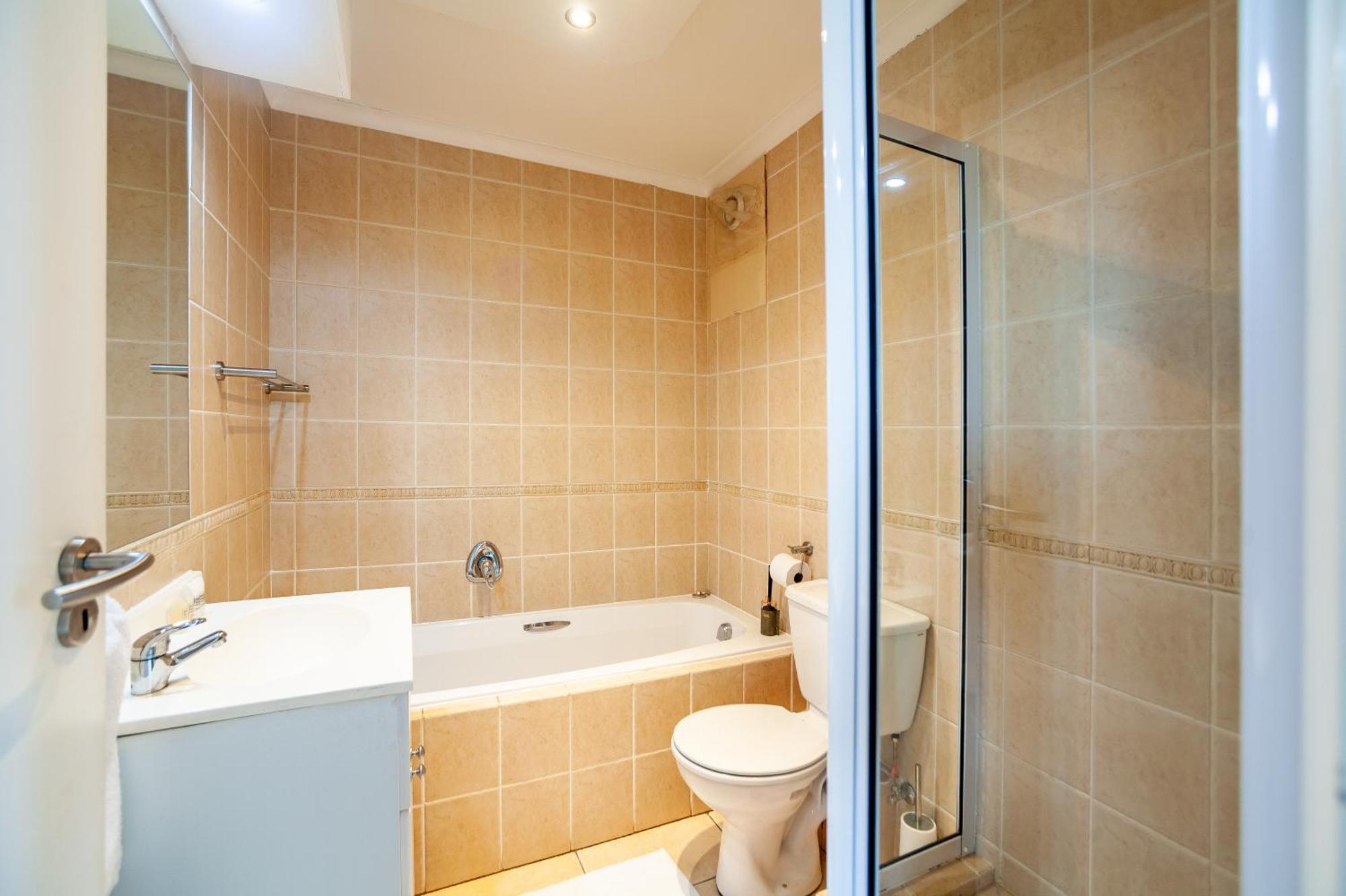 Luxury Ocean View Beachfront 2 Bed Apartment -206 The Waves, Blouberg, Cape Town Bloubergstrand Kültér fotó