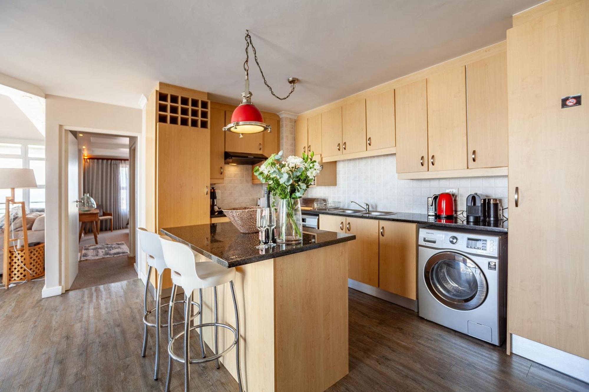 Luxury Ocean View Beachfront 2 Bed Apartment -206 The Waves, Blouberg, Cape Town Bloubergstrand Kültér fotó