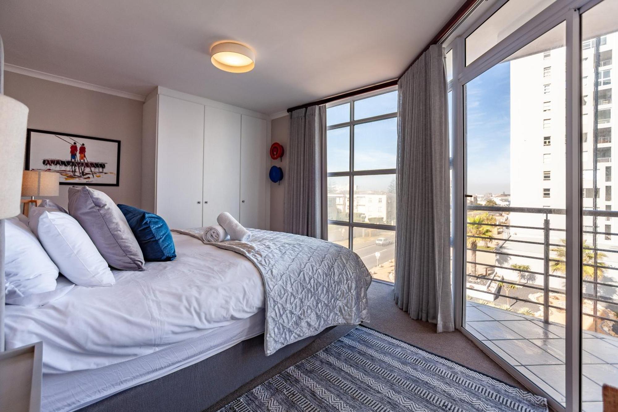 Luxury Ocean View Beachfront 2 Bed Apartment -206 The Waves, Blouberg, Cape Town Bloubergstrand Kültér fotó